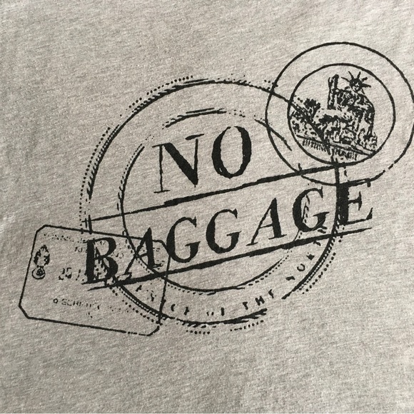 Banana Republic Heather Gray 'No Baggage' Slogan Graphic Tee Shirt Top Sz Medium - Picture 3 of 5